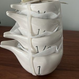 Rae Dunn Measuring Cup
